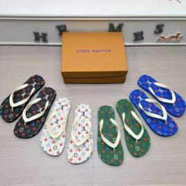 Picture of Louis Vuitton Slippers _SKULVsz38-45mnf02011438